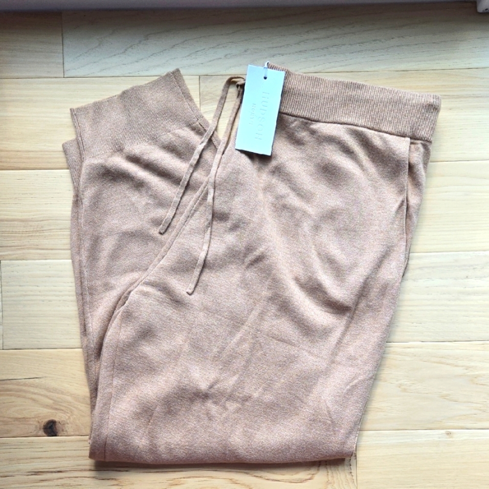 NWT. Hudson North CAMEL Color Knit Joggers